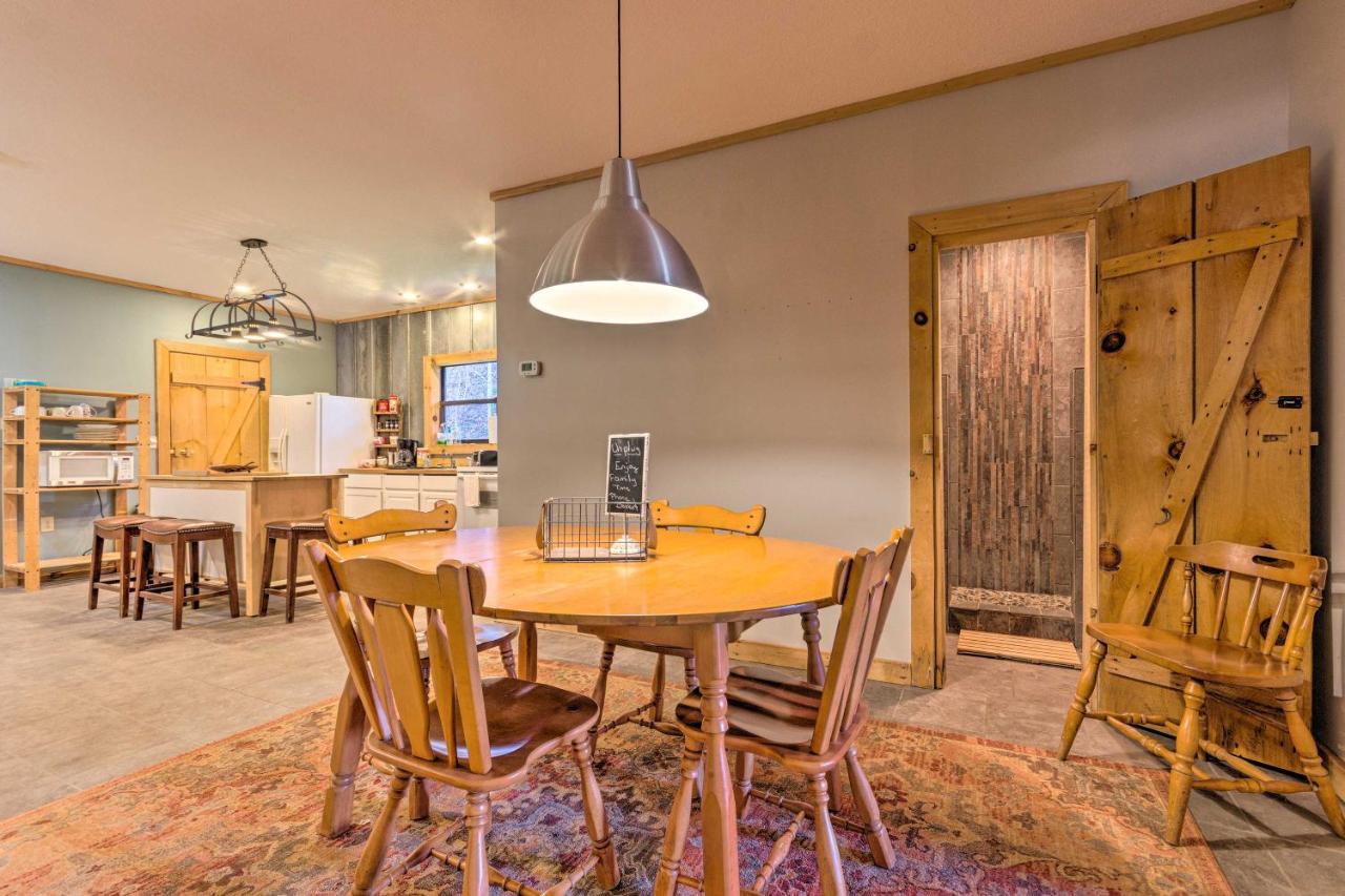 Pet-Friendly Blue Ridge, Cherokee Forest Retreat! Γκρίνβιλ Εξωτερικό φωτογραφία
