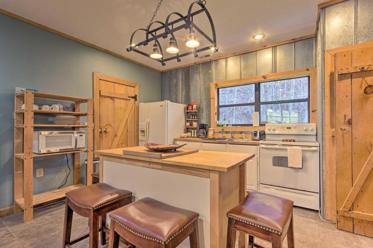 Pet-Friendly Blue Ridge, Cherokee Forest Retreat! Γκρίνβιλ Εξωτερικό φωτογραφία