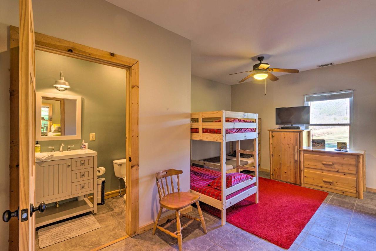Pet-Friendly Blue Ridge, Cherokee Forest Retreat! Γκρίνβιλ Εξωτερικό φωτογραφία